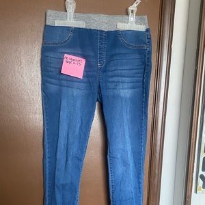 No boundaries jeggings ! Worn twice